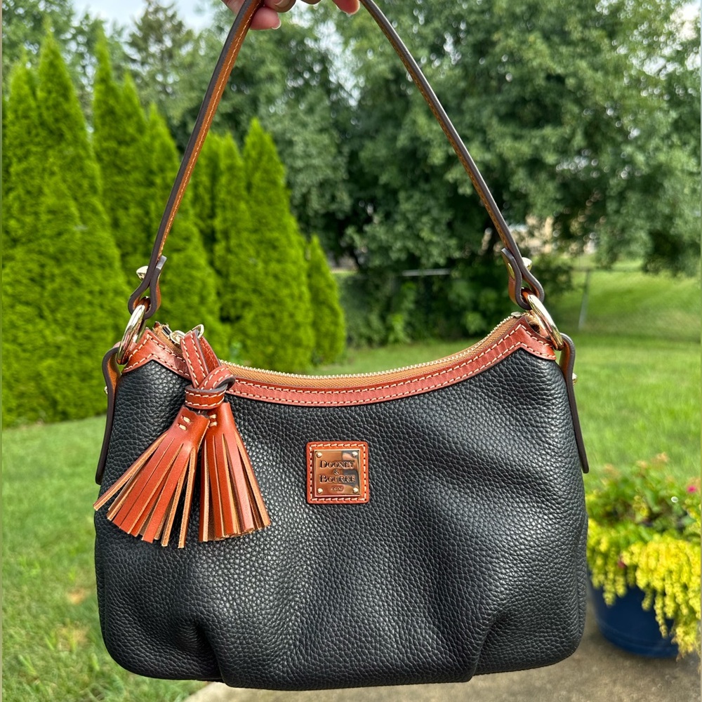 Dooney & Bourke Black and Brown Pebble Leather Shoulder Bag (EUC)